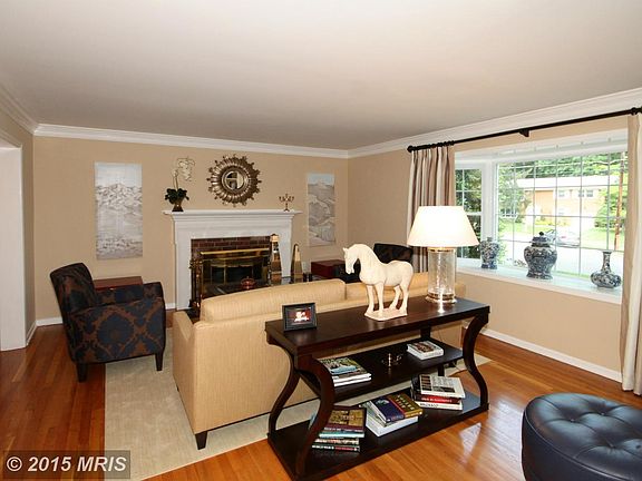 2nd image of 8633 Aberdeen Ct