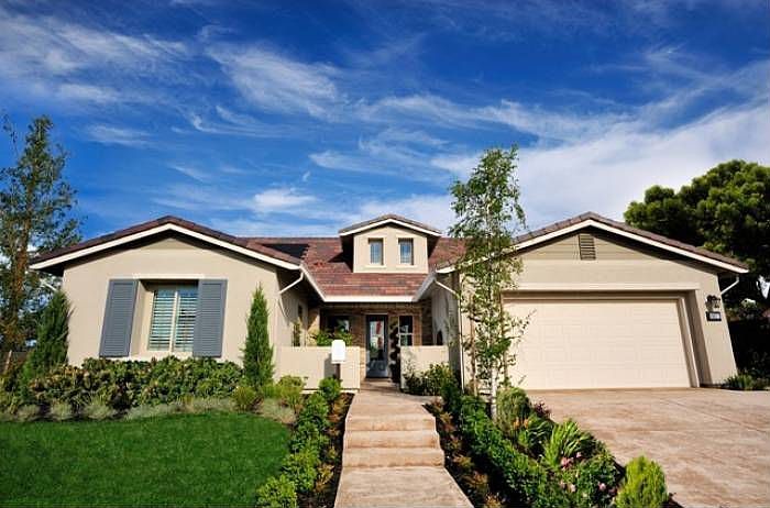 Plan 1 exterior