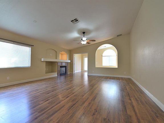 3rd image of 2291 Dakota Sky Ct
