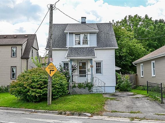 3rd image of 232 Cedar St