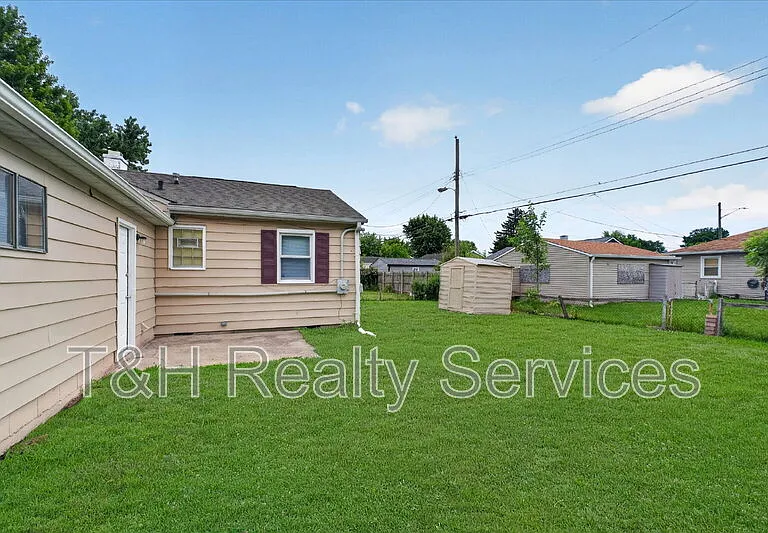 1819 Knox St — Photo 30