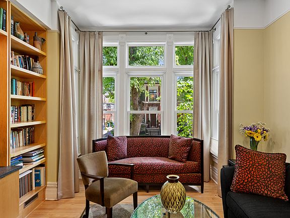 4th image of 3744 N Bosworth Ave