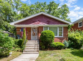 147 W 27th Pl, South Chicago Heights, IL 60411