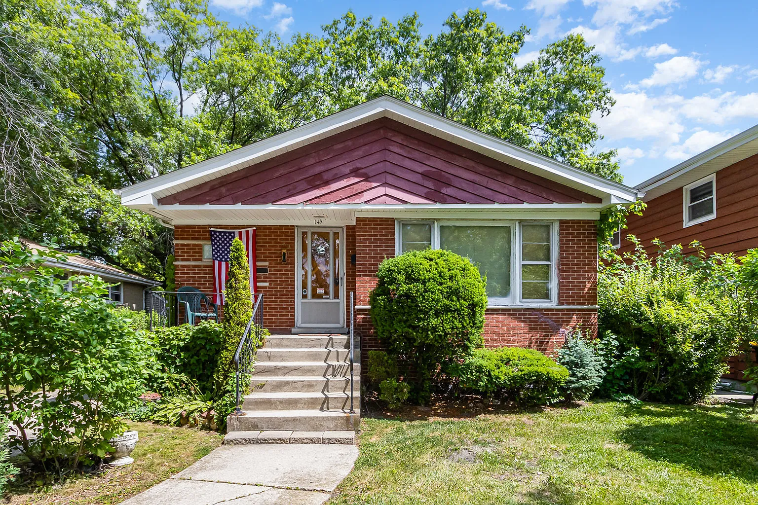 147 W 27th Pl photo 1