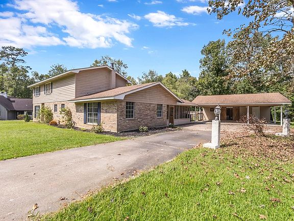 5th image of 311 Willow Oak Ln