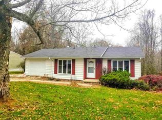 237 White Ln, Bedford, IN 47421