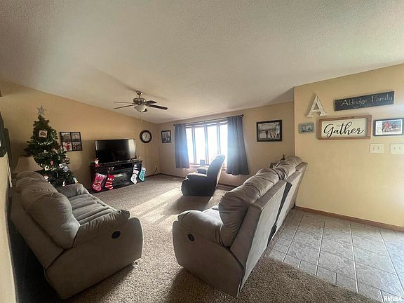 3rd image of 111 M Harriss Ln