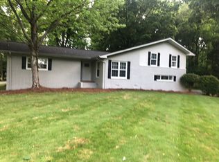 504 Wisteria Dr, Dalton, GA 30720