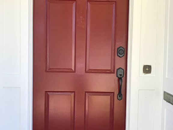 Welcome to 805 Novelda! The complete exterior/interior was painted a few years ago and looks brand new.