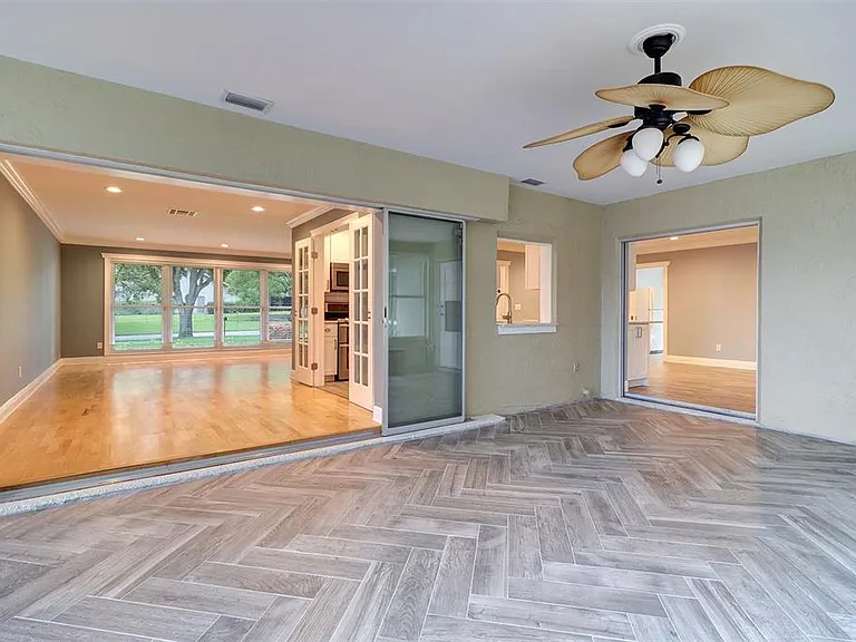2958 Meadow Wood Dr — Photo 17
