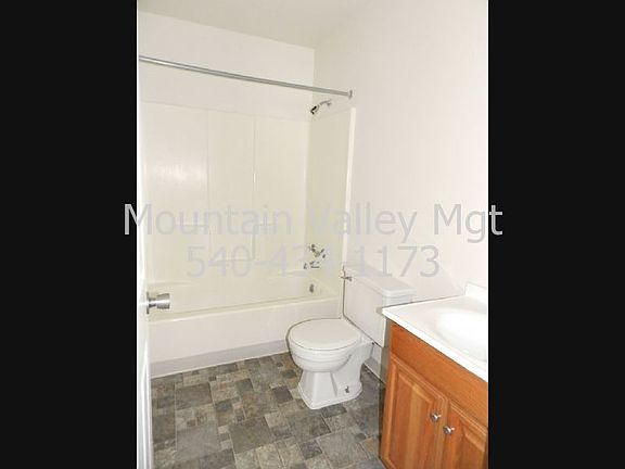 4th image of 107 Printz St APT 16