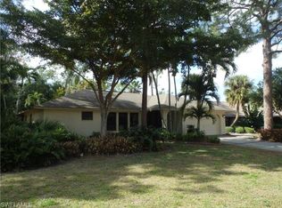 2341 Queens Way, Naples, FL 34112