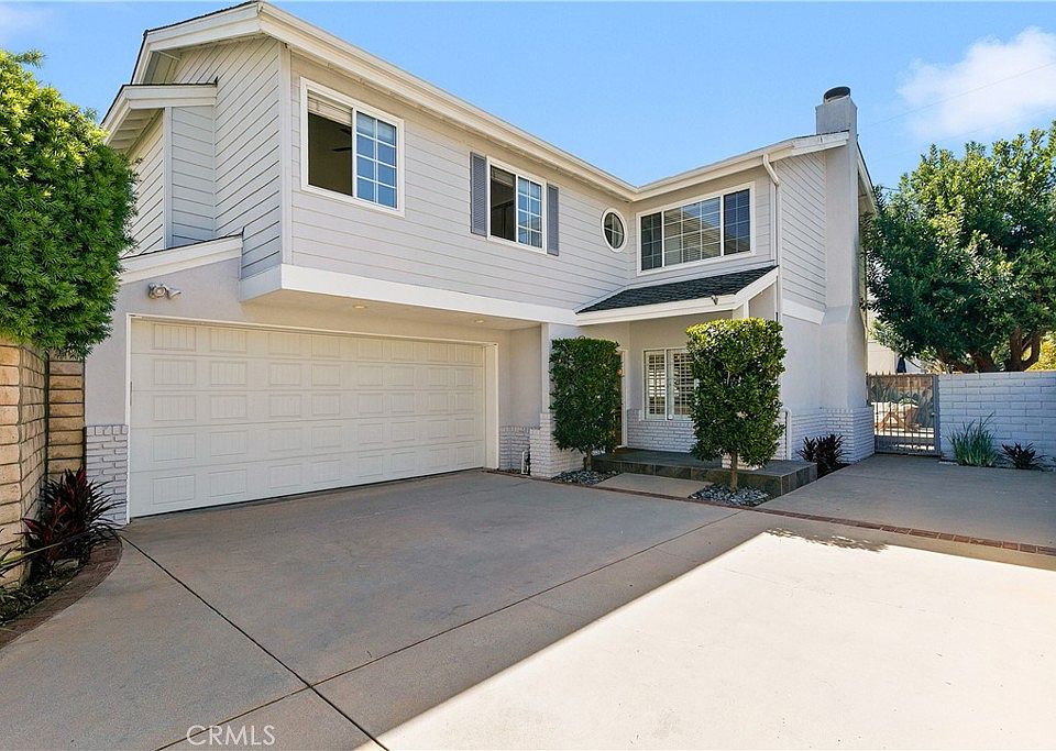 1st image of 2408 Curtis Ave #B
