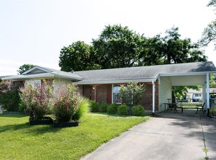 2264 McKelvey Rd, Maryland Heights, MO 63043