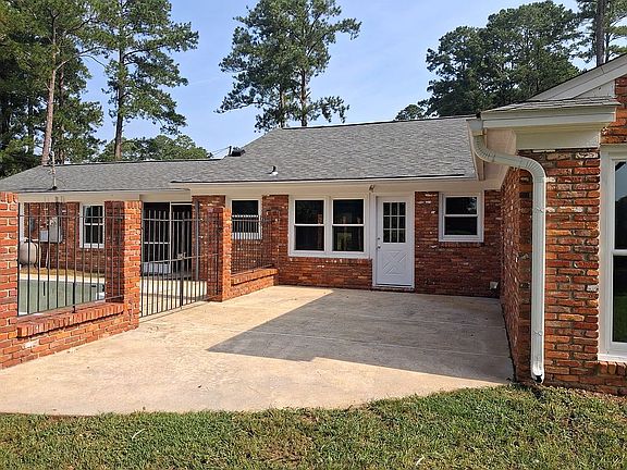 5th image of 1616 Fern Dr