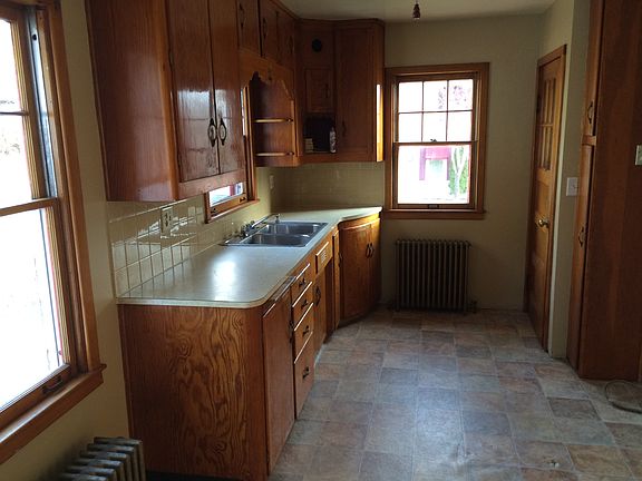 4th image of 304 Blemhuber Ave