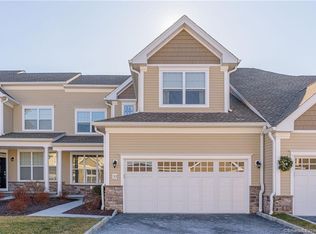 33 Country View Rd #153, Danbury, CT 06810