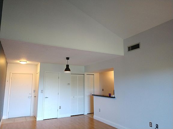 4th image of 9715 Fontainebleau Blvd APT 304