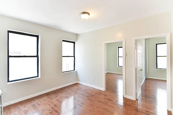 Rented by Bruma Realty LLC | media 15