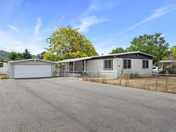 17408 E Coach Dr, Greenacres, WA 99016