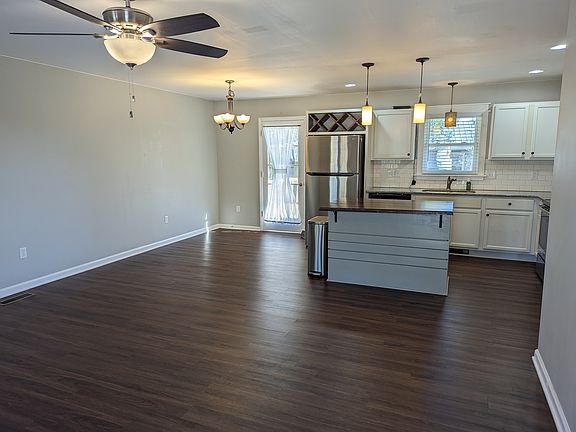 4th image of 415 S Fayetteville St