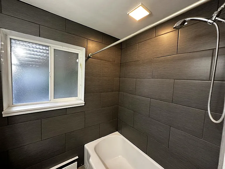 812 E Ramona Ave #2 — Photo 18