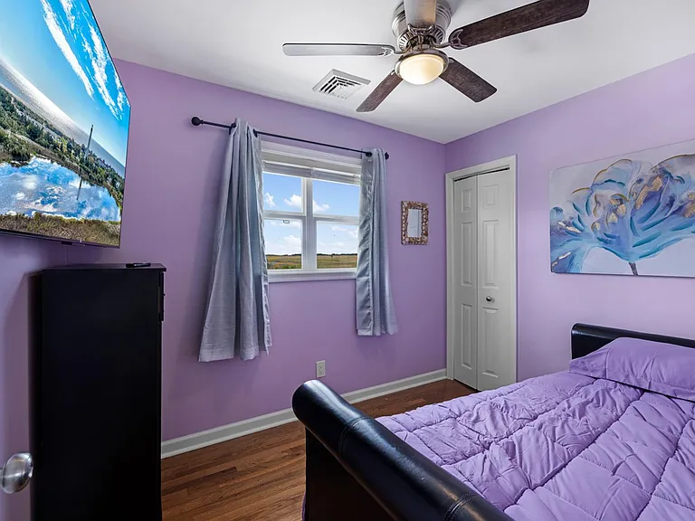 70 Beach Ave #0 — Photo 4