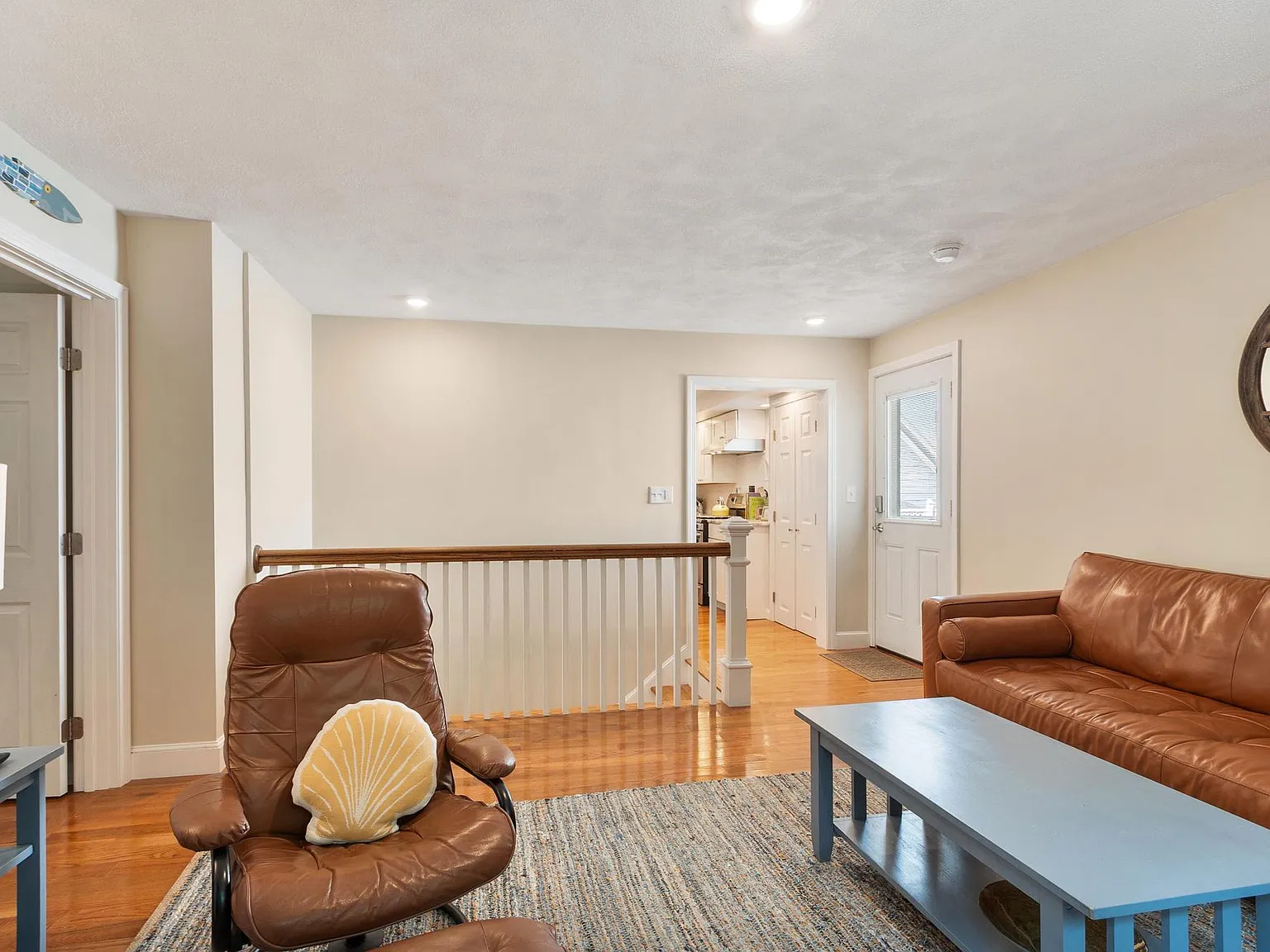 2 bed, 1574 sqft, $2,700 — Photo 3