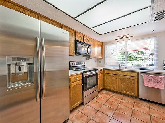 4th image of 352 Leisure World