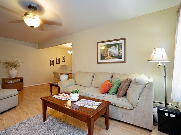 5th image of 500 Washington Blvd APT 306