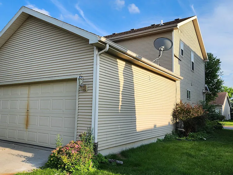 9412 Briar Haven Dr — Photo 41