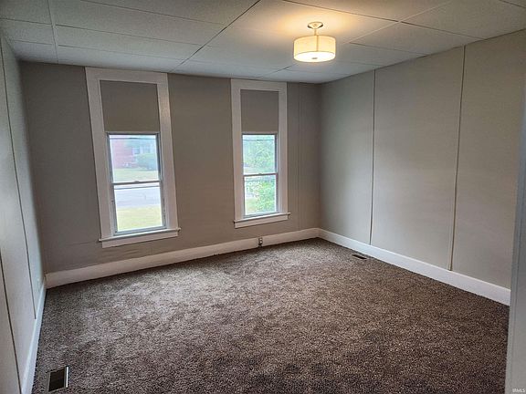 5th image of 713 Ravenswood Dr