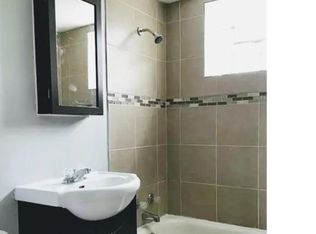 7840 S Yates Blvd #3W, Chicago, IL 60649