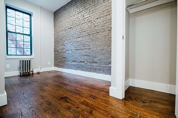 Rented by Nooklyn NYC LLC | media 85