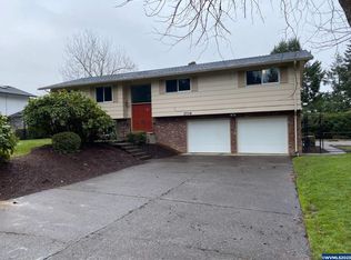 2736 Valley View Dr NW, Albany, OR 97321