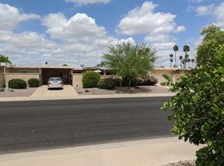 9806 W Teakwood Dr, Sun City, AZ 85351