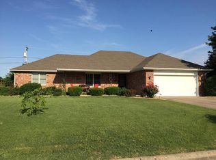 1605 S Sunset Ave, Bolivar, MO 65613