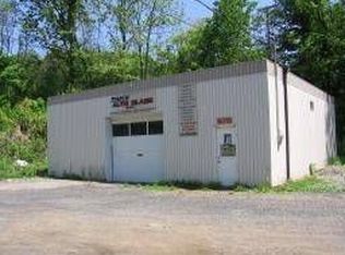 670 Uniontown Rd, Phillipsburg, NJ 08865