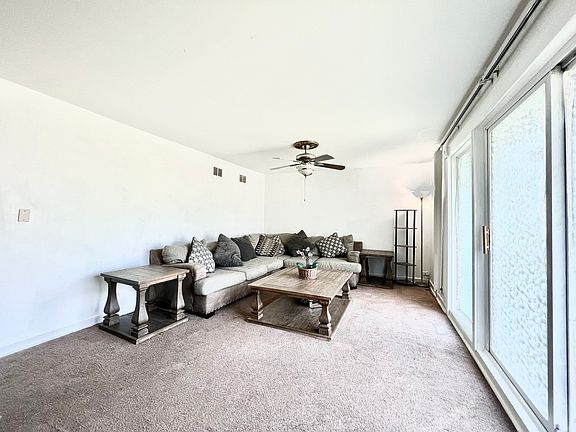 3rd image of 5907 W 103rd St