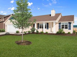 943 Cumberland Trl, Lake Geneva, WI 53147