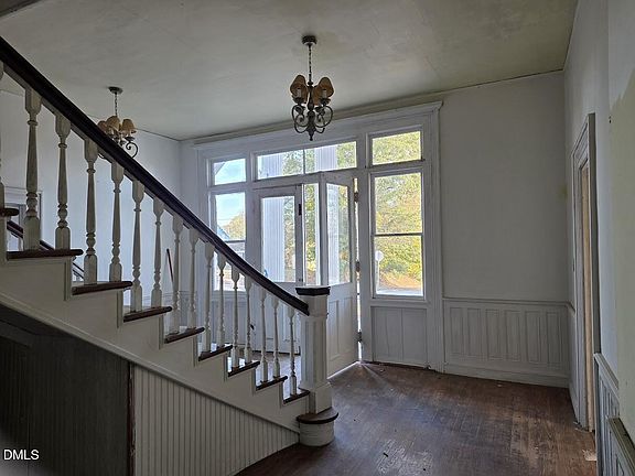 9th image of this home