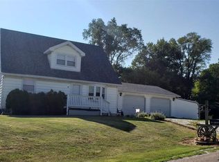 308 S Jackson St, Clayton, IL 62324