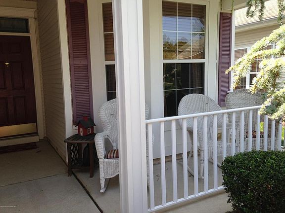 3rd image of 3 Greenhaven Ct