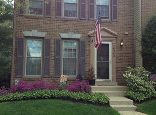 10342 Colony Park Dr, Fairfax, VA 22032