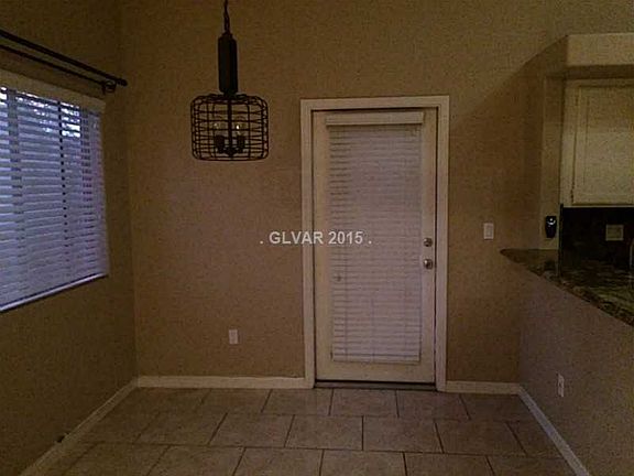 4th image of 900 Heavenly Hills Ct Unit 208