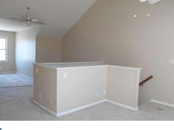 5th image of 1606 W 9th St