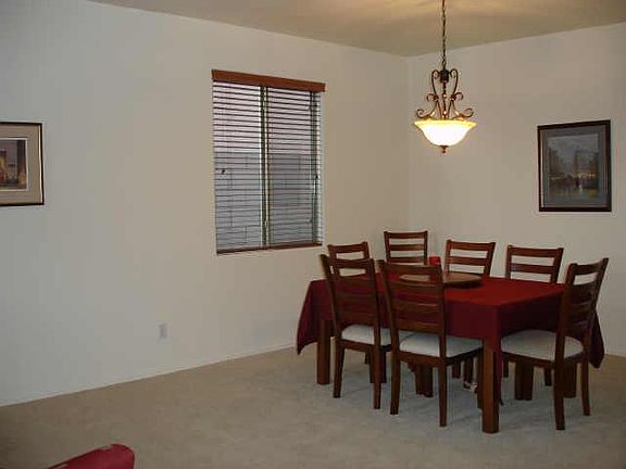 3rd image of 252 W Diamond Terrace