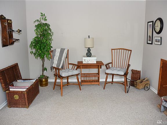 5th image of 6719 Central Park Dr