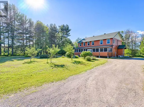 1220 Westross Rd, Whitewater Region, ON K0J 1K0