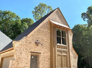 5555 Warner Dr, Brandon, MS 39042